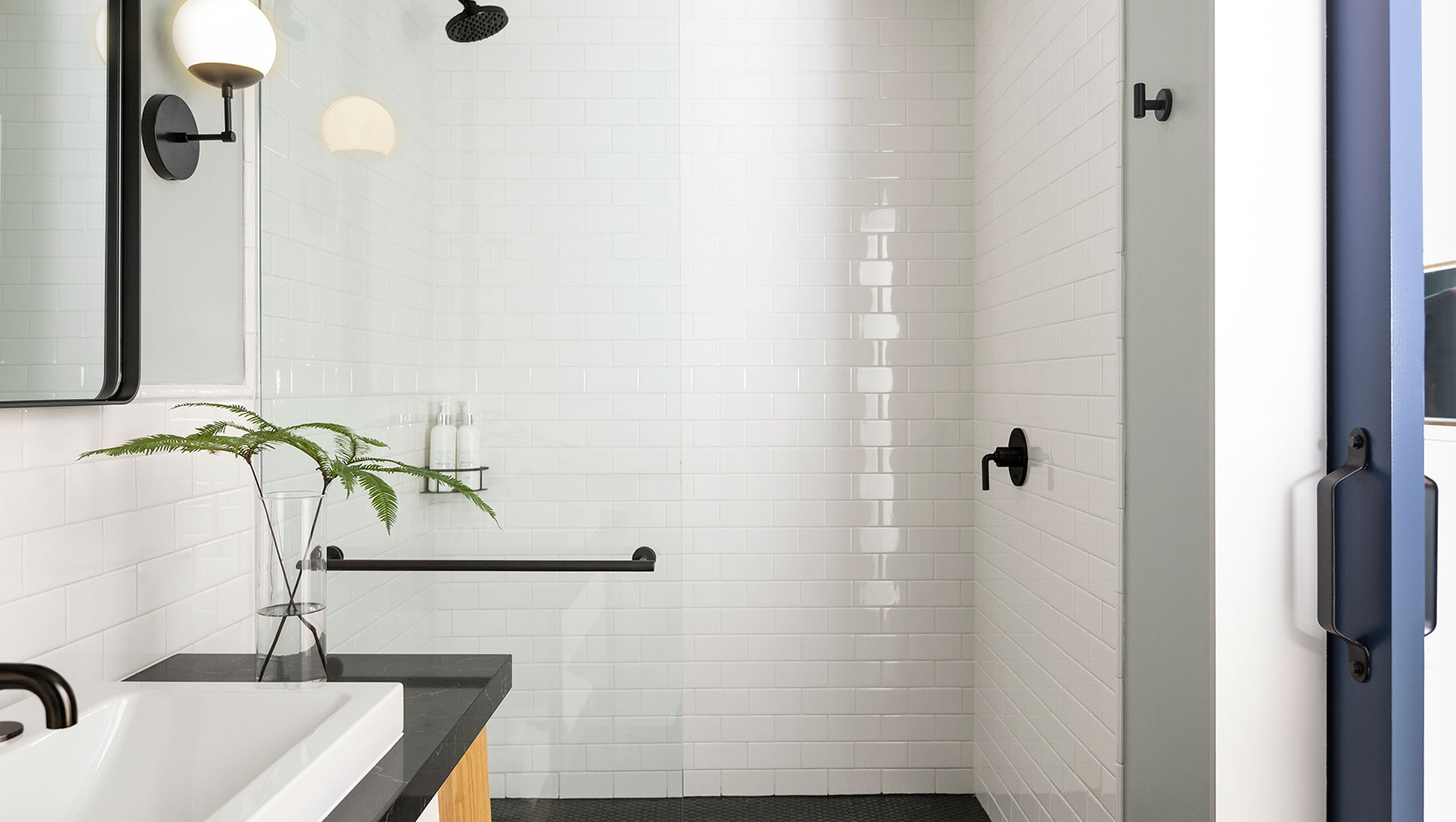 Guest shower at Kimpton Pittman Hotel